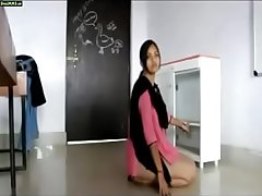 desi schoolgirl fucked in classroom