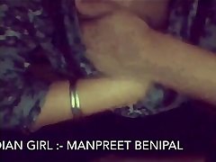 Desi Punjabi Girl Manpreet Showing Herself on Cam