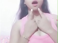 Indian girl boob show mms