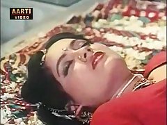 Hot Suhagraat Scene