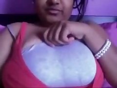 Indian Homemade Sex scandal with big boobs and hairy pussy