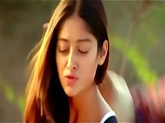 Ileana D'_cruz Hot Kissing Scenes Back To Back