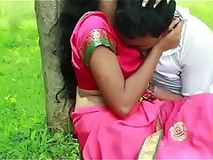 desi bhabhi sex with boy in park