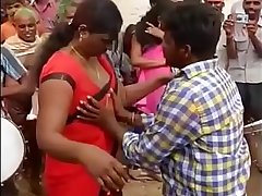 INDIAN HIJRA HIP AND NAVEL SHOW 3