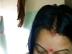 Desi indian aunty blowjob and anal insertion into pussy - indianhiddencams.com